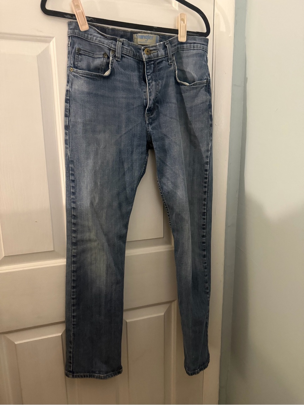 Wrangler Men’s Straight Fit Jeans 32x30 Blue Stretch Denim Medium Wash